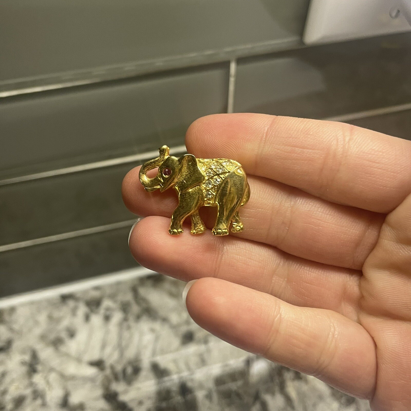 Tiny Signed GIOVANNI Vintage Elephant Rhinestone … - image 4