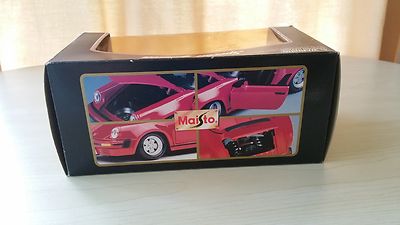 Maisto special edition Porsche 911 speedster (1989) scale 1
