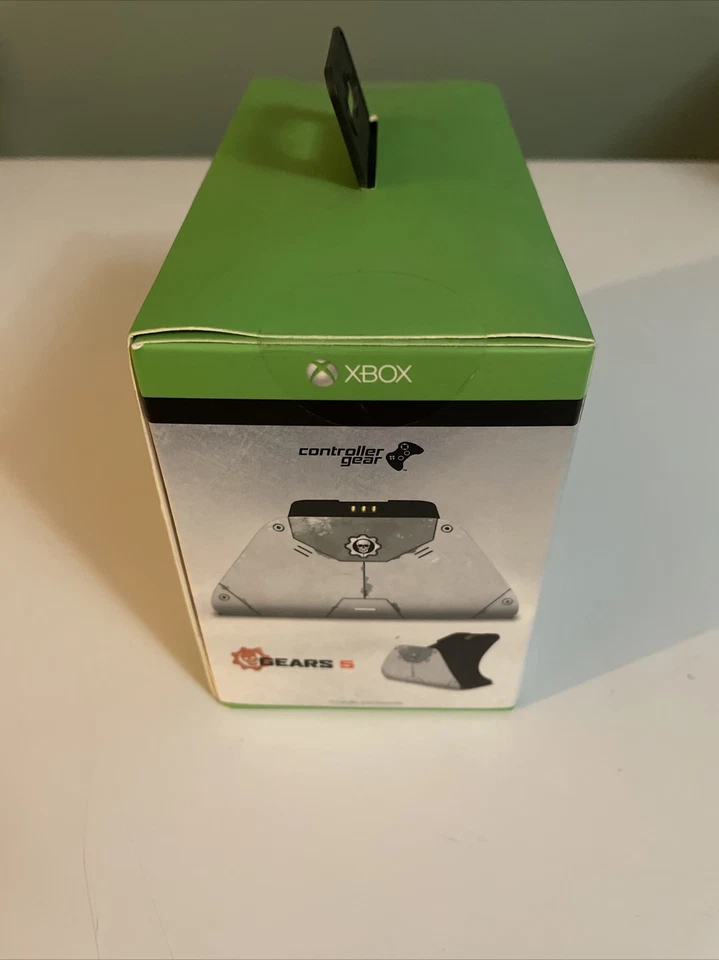 Controller Gear XBOX Pro Charging Stand [ Gears 5 Limited Edition ] NEW - Image 4 of 4