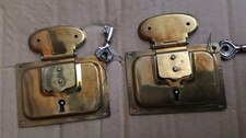  2 Serrure de malle coffre ancien  neuf de stock  NOS  la paire 