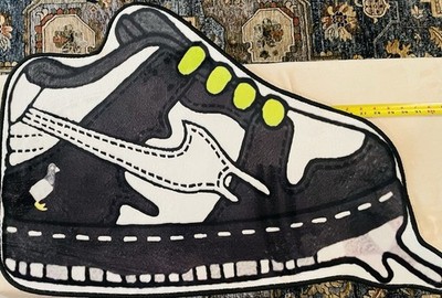 Nike Dunk Black/ White Pigeon With Green Laces Rug