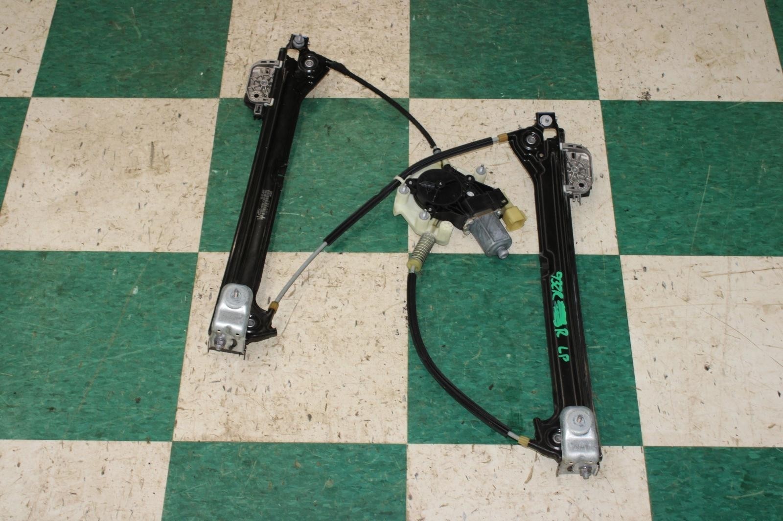14-22 Ghibli LF LH Driver Side Door Window Regulator Assy Unit Factory OEM OE OE