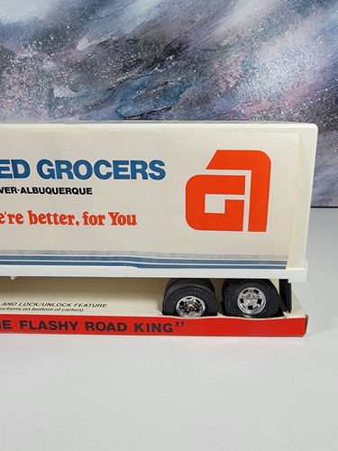 VTG PROCESSED PLASTICS COMPANY 18 WHEELER BIG RIG PLASTIC TOY SET #2250 BOXED - Picture 5 of 21