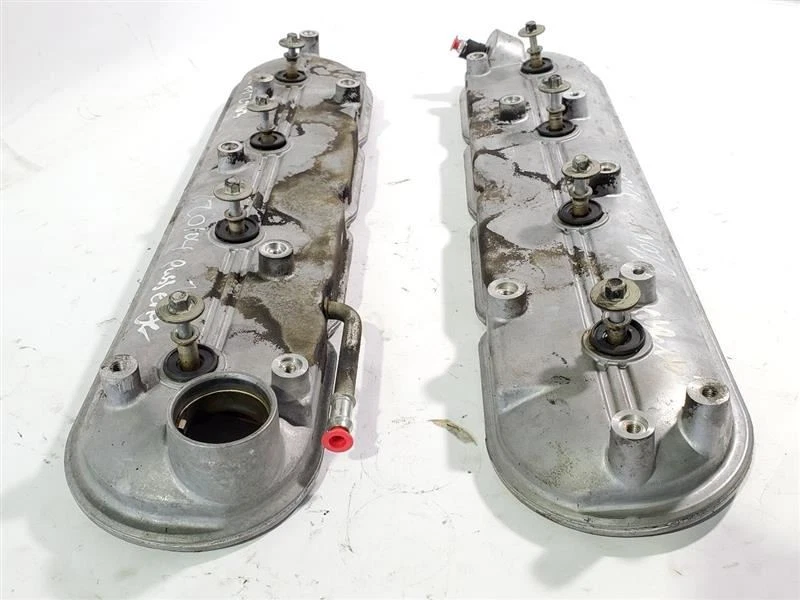 一对阀盖 6.2L 原始设备制造商 2007 凯迪拉克凯雷德 ESV — 第 3/4 张图片