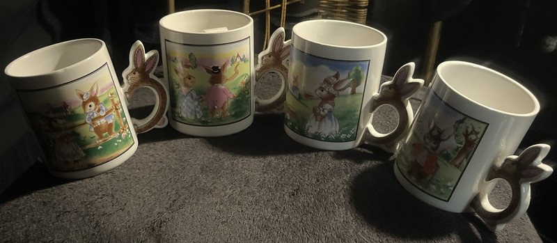 Lot Of 4 Vintage Peter Rabbit Easter Mugs Rabbit Bunny Handle Cups Ceramic