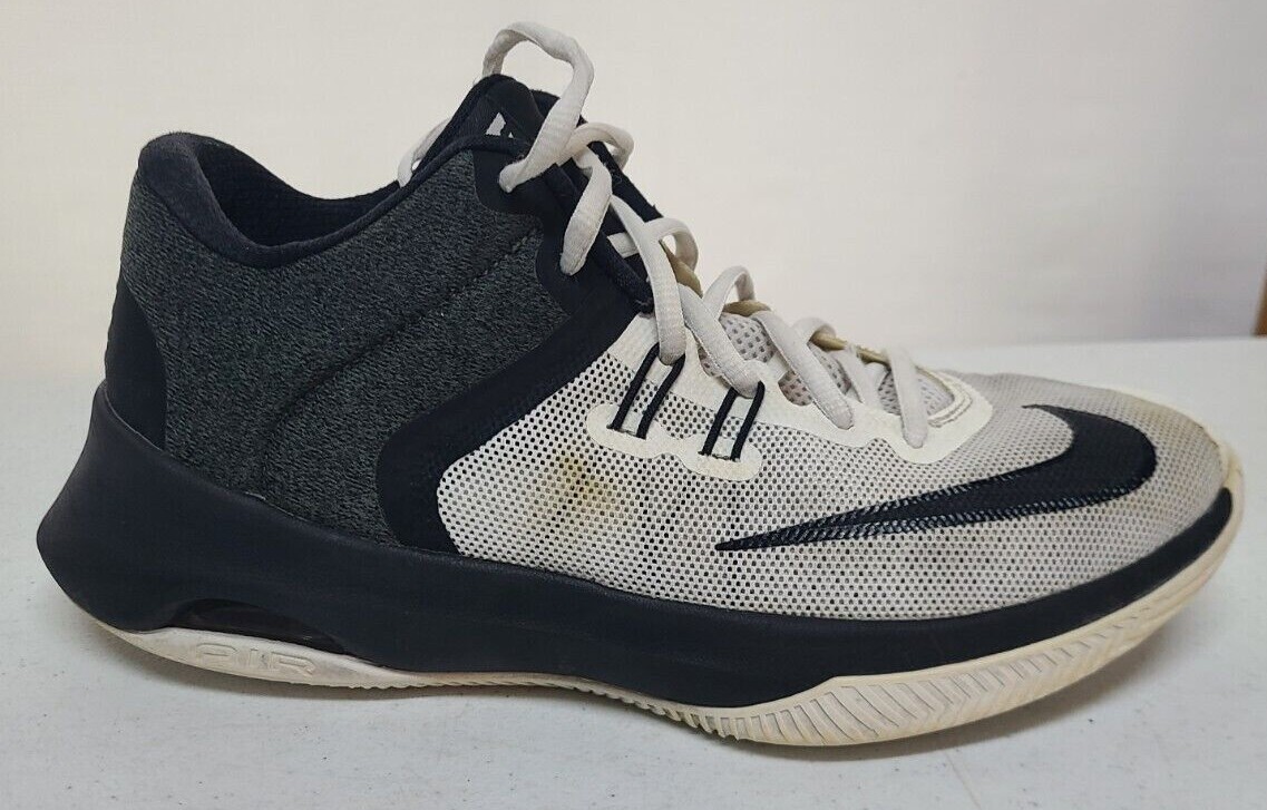 Nike Womens Air Versitile II B-Ball 