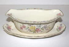 SYRACUSE “Briarcliff” Federal Shape Gravy Boat with Attached Underplate