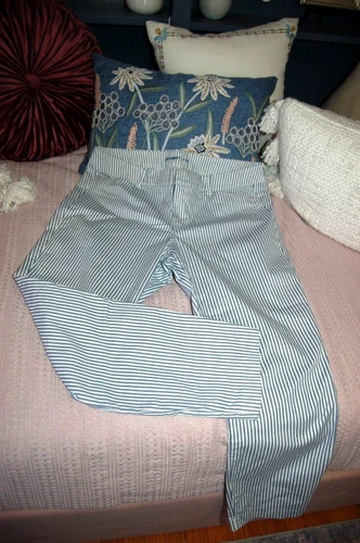 Old Navy Pixie Pants Women's 14 White & Blue Striped  Stretch Ankle Length