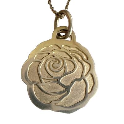 Tiffany and Co GO WOMEN 2017 Rose Necklace 16