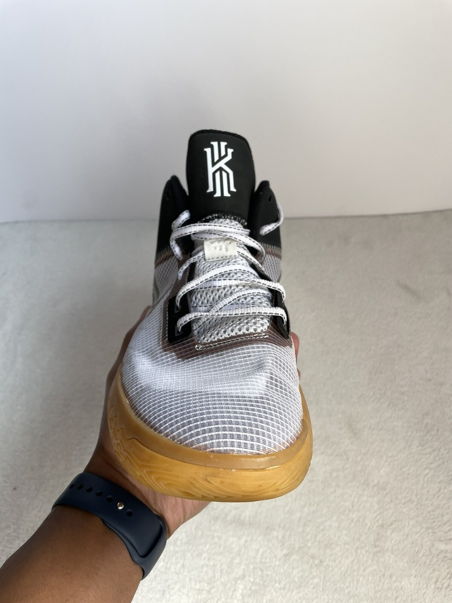 Size 11 - Nike Kyrie Flytrap 4 Black Cool Grey for sale  display picture 2