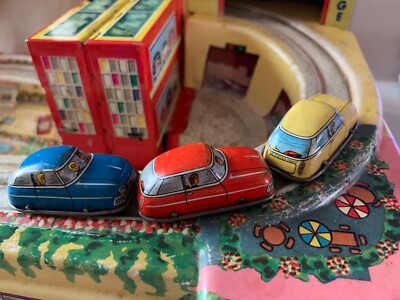 JOUET VINTAGE - LIFT GARAGE MARKE TECHNOFIX