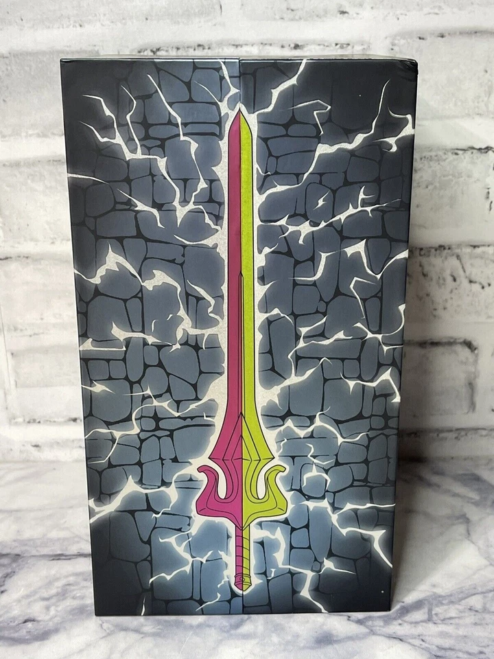 SDCC 2022 Mega Masters of the Universe By the Power of Castle Grayskull MOTU Foto 2 de 4