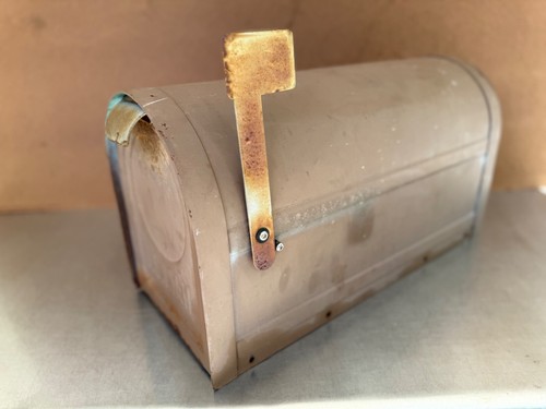 Vintage Heavy DutyVintage Heavy Duty Home Impressions Rual Mailbox 12 Pounds - Picture 3 of 22