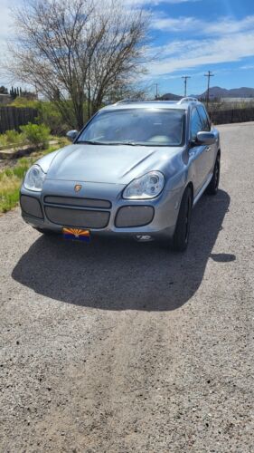 2004 Porsche Cayenne