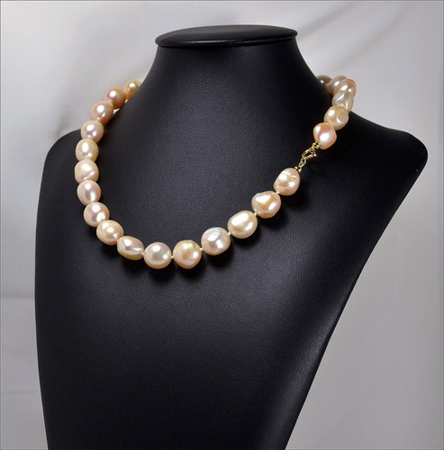 Collier en or Jaune 18 KT avec