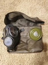 Zebra PG-1 Gas Mask Bulgarian w Filter And Bag Vintage