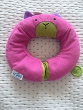 Almohada de viaje Trunki Yondi Betsy the Bear niños volando vacaciones soporte para cuello