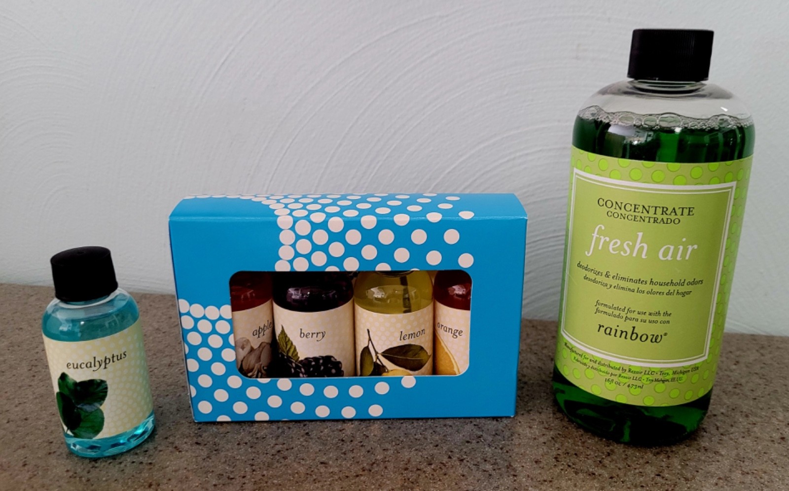 RAINBOW DEODORIZER & 5 FRAGRANCES APPLE  BERRY ORANGE LEMON 