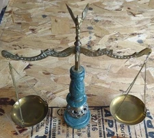 VINTAGE BALANCE SCALE, EAGLE TOPPER Green Marble and Bronze Import Japan