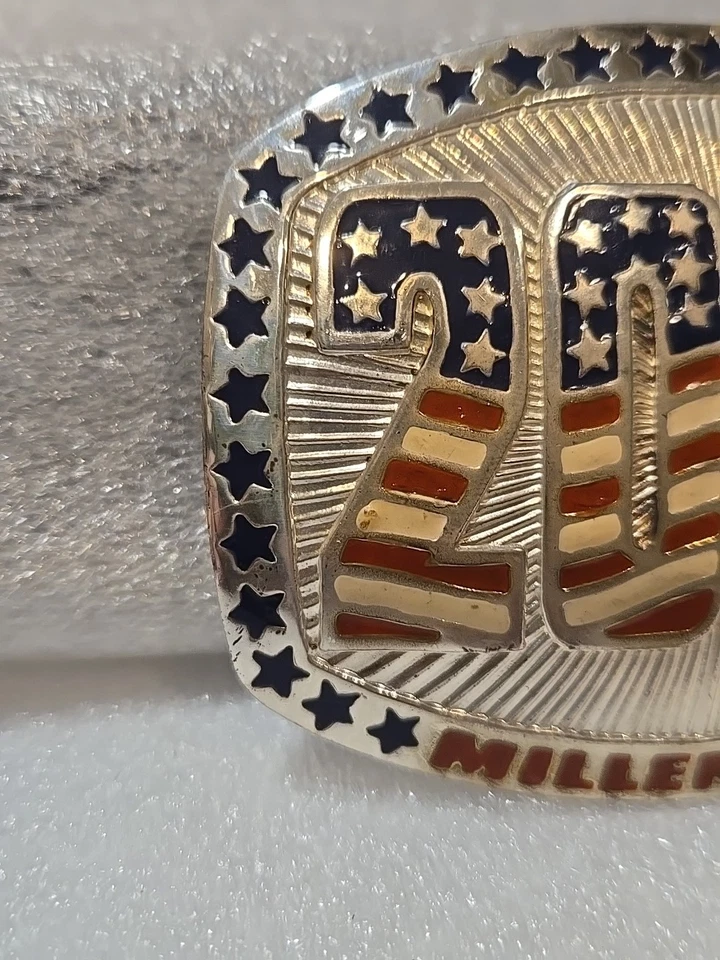 Vintage Y2K Millennium Rojo Blanco y Azul EE. UU. 3.5" Hebilla de Cinturón Plata Electroplaca Foto 2 de 4