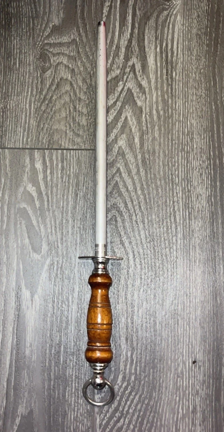 VTG R.H. Forschner 18 in+ Honing Rod Knife Sharpener Steel Large Made in England
Opens in a new wind