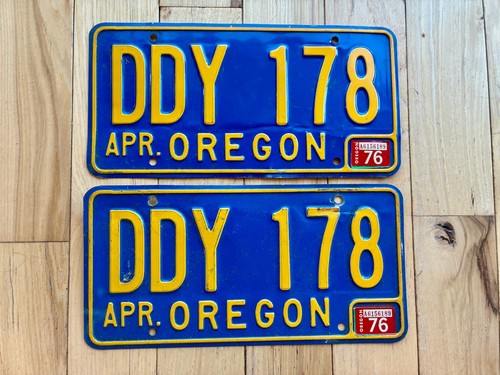 1964 to 1973 Base Oregon License Plate Pair - 1976 Tabs