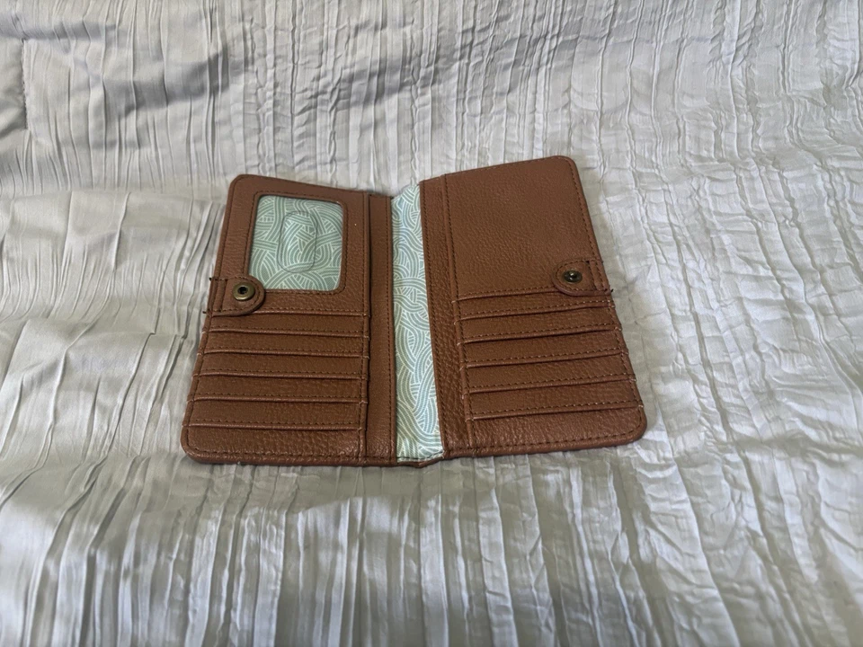 The Sak Camel Brown Leather Bifold Wallet with Credit Card Holder - Image 3 of 3