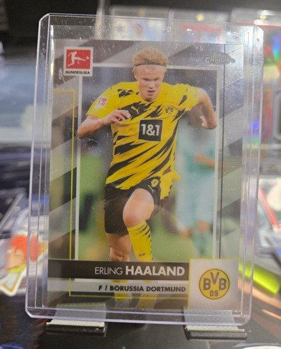 Erling Haaland #32 2020 Topps Chrome Bundesliga card