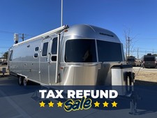 2026 Airstream Classic 30RBQ