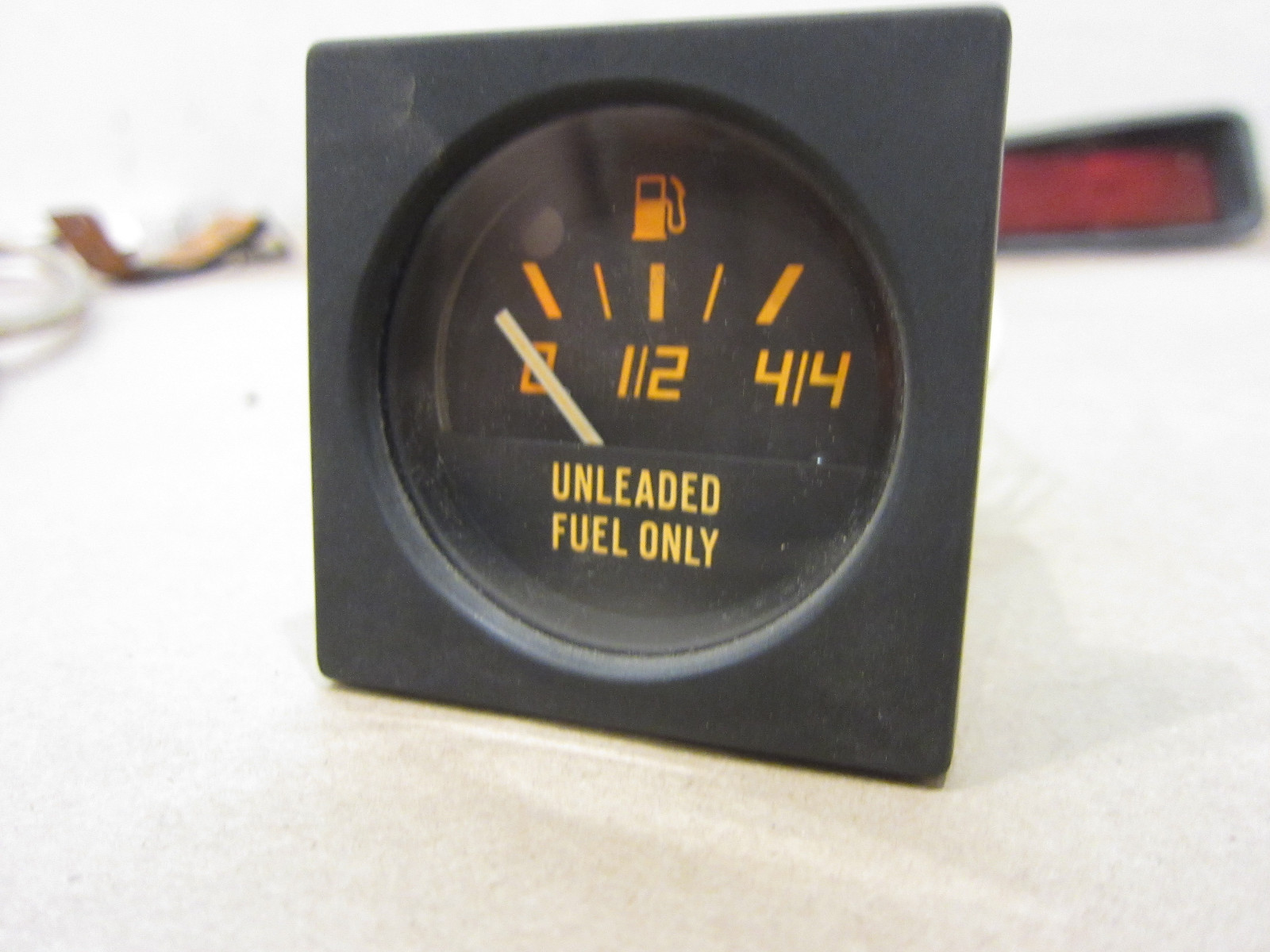 Ferrari Mondial 3.4 T Coupe- Fuel Level Gauge - P/N 136701