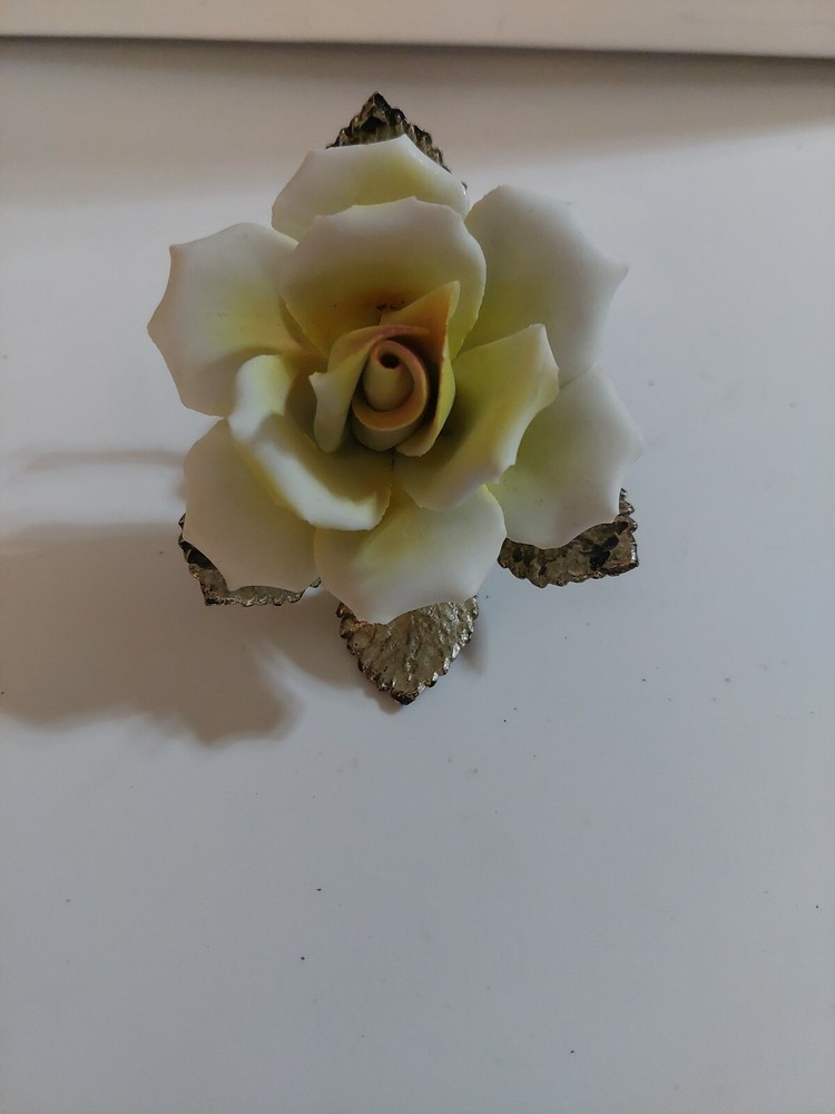 Porcelain Capodimonte Flower Argento Made in Italy