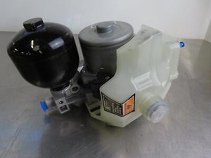 EB1372 2023 23 POLARIS SLINGSHOT SL POWER PACK PUMP