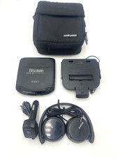 Sony Discman D-131 Compact Disc Portable CD Player w/ Car Mount Tested  Working