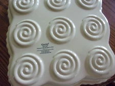 CHANTAL 2 qt. baking dish. exc. cond. ceramic ware. unused [gift]