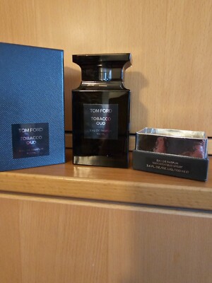 Open box TOM FORD OUD WOOD
