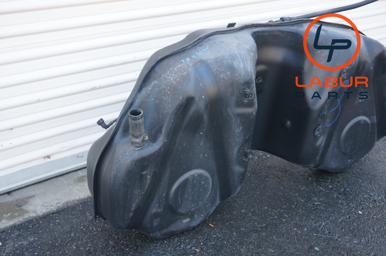 M157 14-22 Maserati Ghibli Quattroporte Gas Fuel Tank Reservoir Assembly Z4739