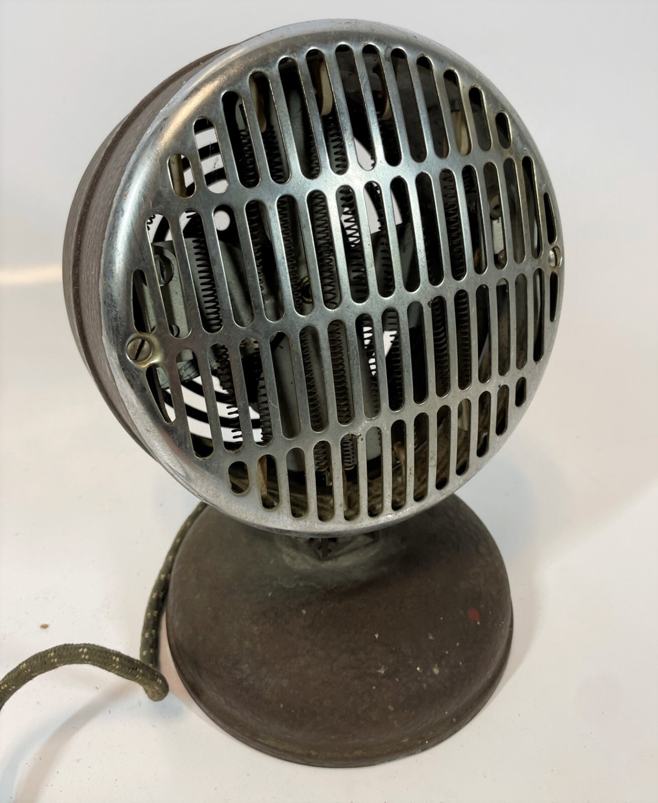 Vintage Industrial Tool u0026amp; Die Brown Metal Round Electric Forced Air  Mini Heater | eBay