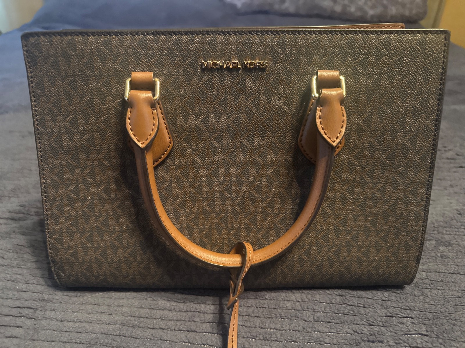 michael kors handbag and wallet set brown excellent condition
