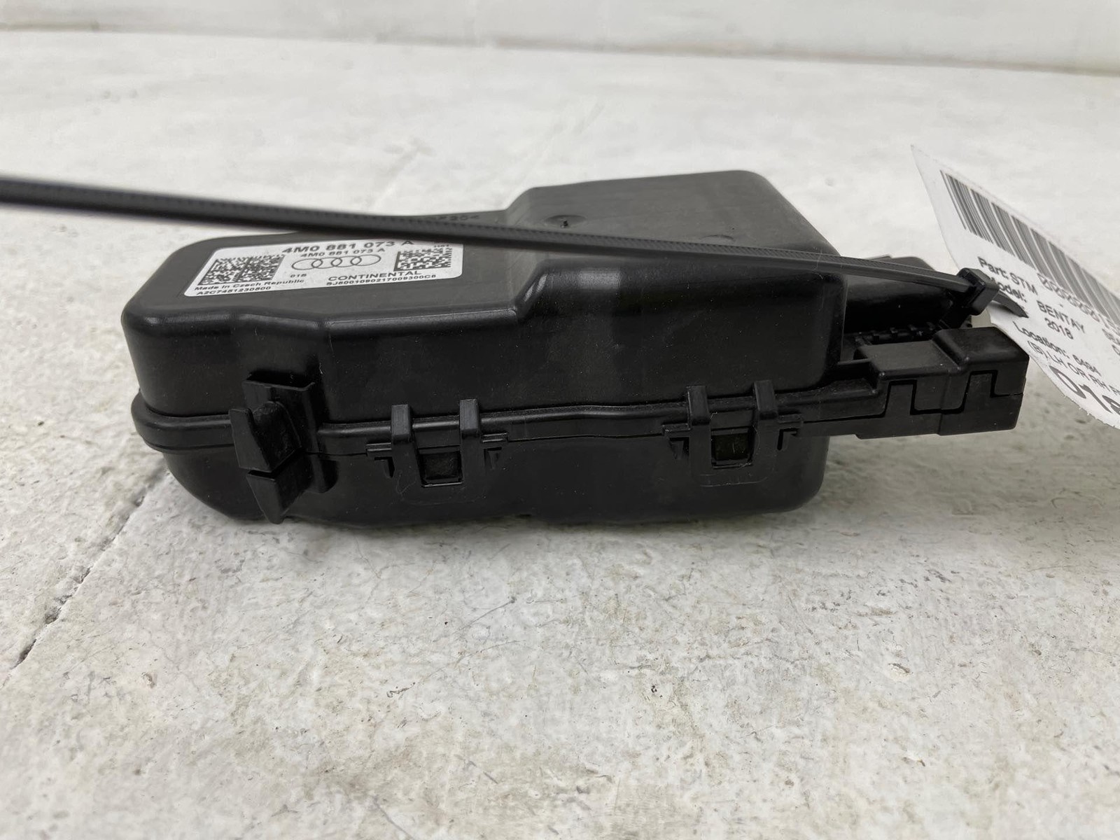 2016-2020 BENTLEY BENTAYGA (B) LEFT OR RIGHT FRONT SEAT MOTOR POWER ADJUSTER