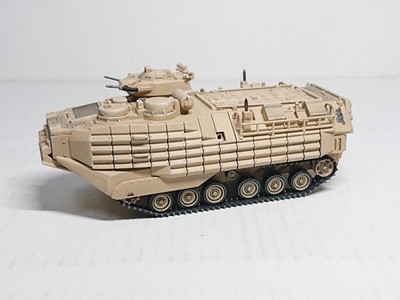 1/72 Dragon Armor US Marine Corps Amphibious Assault ehicle AAP-7A1 w/EAAK