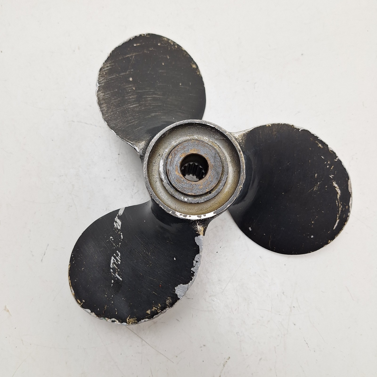 48-819335A40 Mercury Propeller Prop Black Max 10 3/8 X 12 1/2 Pitch