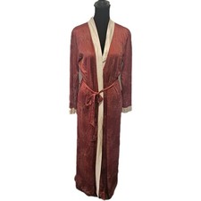 Tom Bezduda 1970s BARAD & CO Vintage Robe Burgandy Floral Ivory Border USA Made