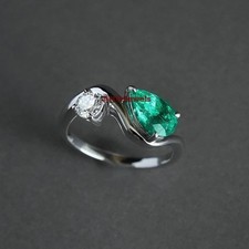 Lab-Gekreierter Smaragd & Moissanit Ring 925 Silber 14K Wei&szlig;goldplattiert Damen