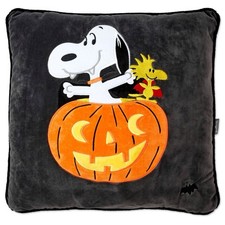 Hallmark Halloween Peanuts Snoopy the Vampire Beagle Light-Up Pillow, 17x17 NEW
