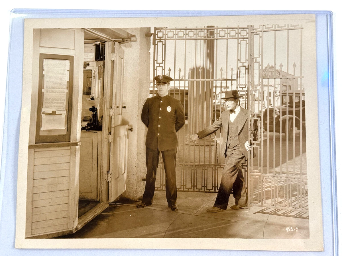 Electric House - Buster Keaton - Decorate with a Poster