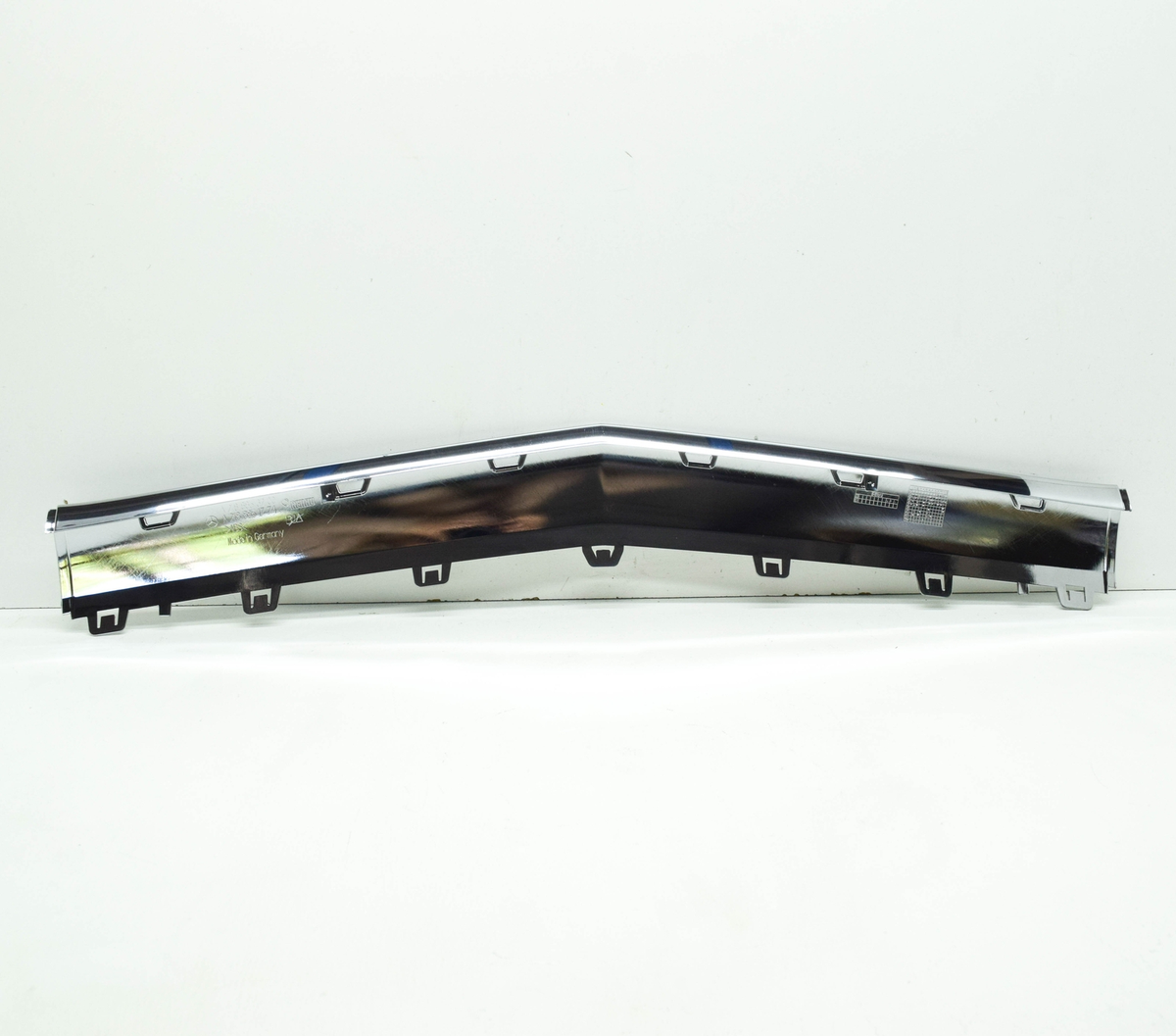 NEW MB CLS C218 FRONT AMG BUMPER LEFT CHROME MOLDING LIP