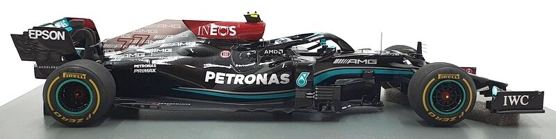Spark Model 1/18 Scale 18S577 - Mercedes-AMG F1 W12 E #77 V.Bottas 2021 - Image 4 of 4