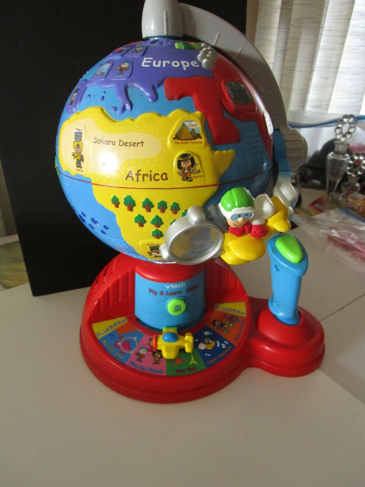 VTech Fly And Learn Talking Globe Interactive Educational Toy