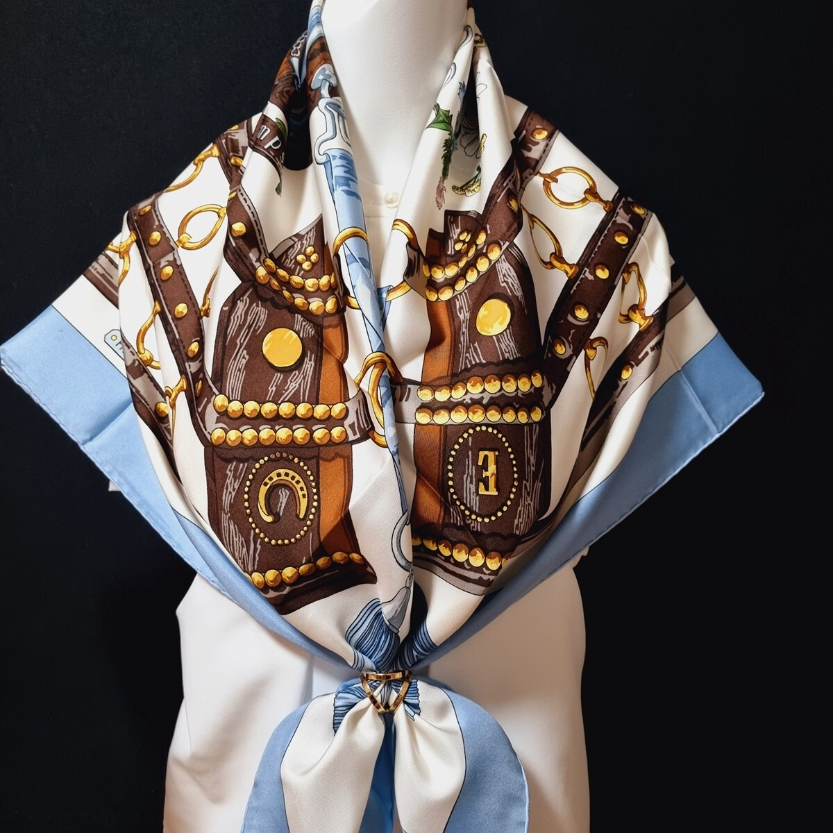 エルメスHermès Aux Champs Scarf RARE VINTAGE HERMES Silk Scarf 