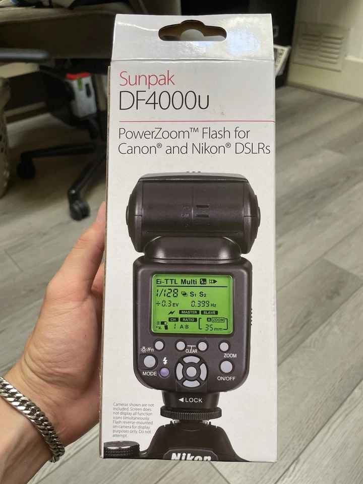 Sunpak DF4000U PowerZoom Flash for Canon Nikon DSLR Cameras - Image 2 of 4